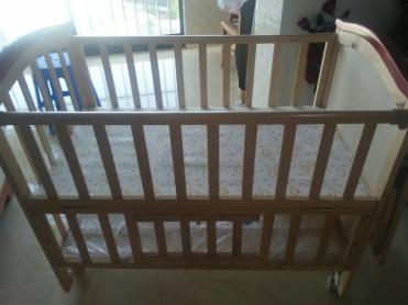 嬰兒床，寶寶的私屬空間